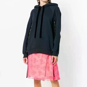DOROTHEE SCHUMACHER
Zipped Sleeve Hoodie